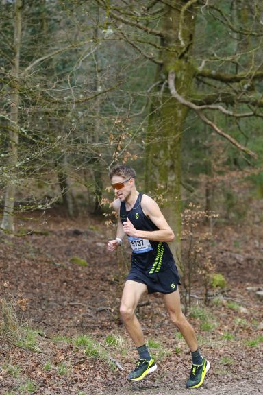 lee gratton winner of forest of dean half marathon